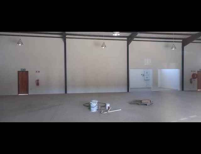 583M² BUSINESS CENTRE TO LET IN DALPARK